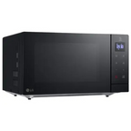 Micro-ondes LG MS3032JAS avec porte en acier inoxydable et panneau de commande numérique visible dans l'image.