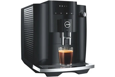 Jura E4 PIANO BLACK Kaffeemaschine