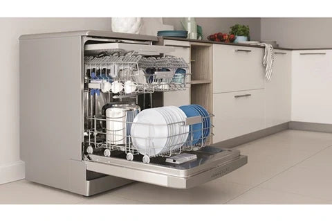 Indesit I0FD641AX freestanding dishwasher